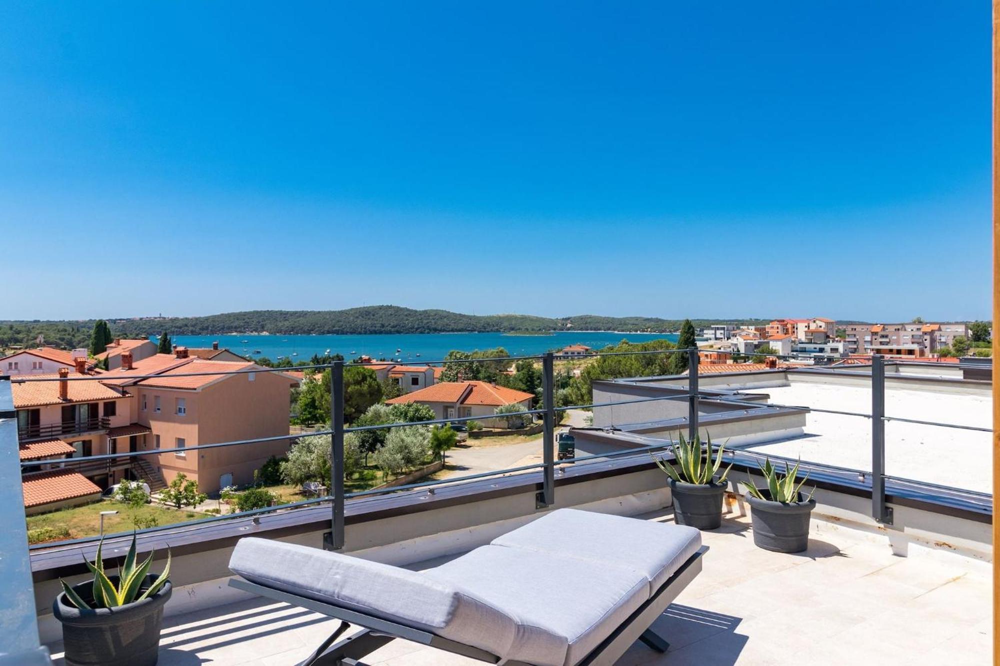 Penthouse Apartment Sax Medulin Bagian luar foto